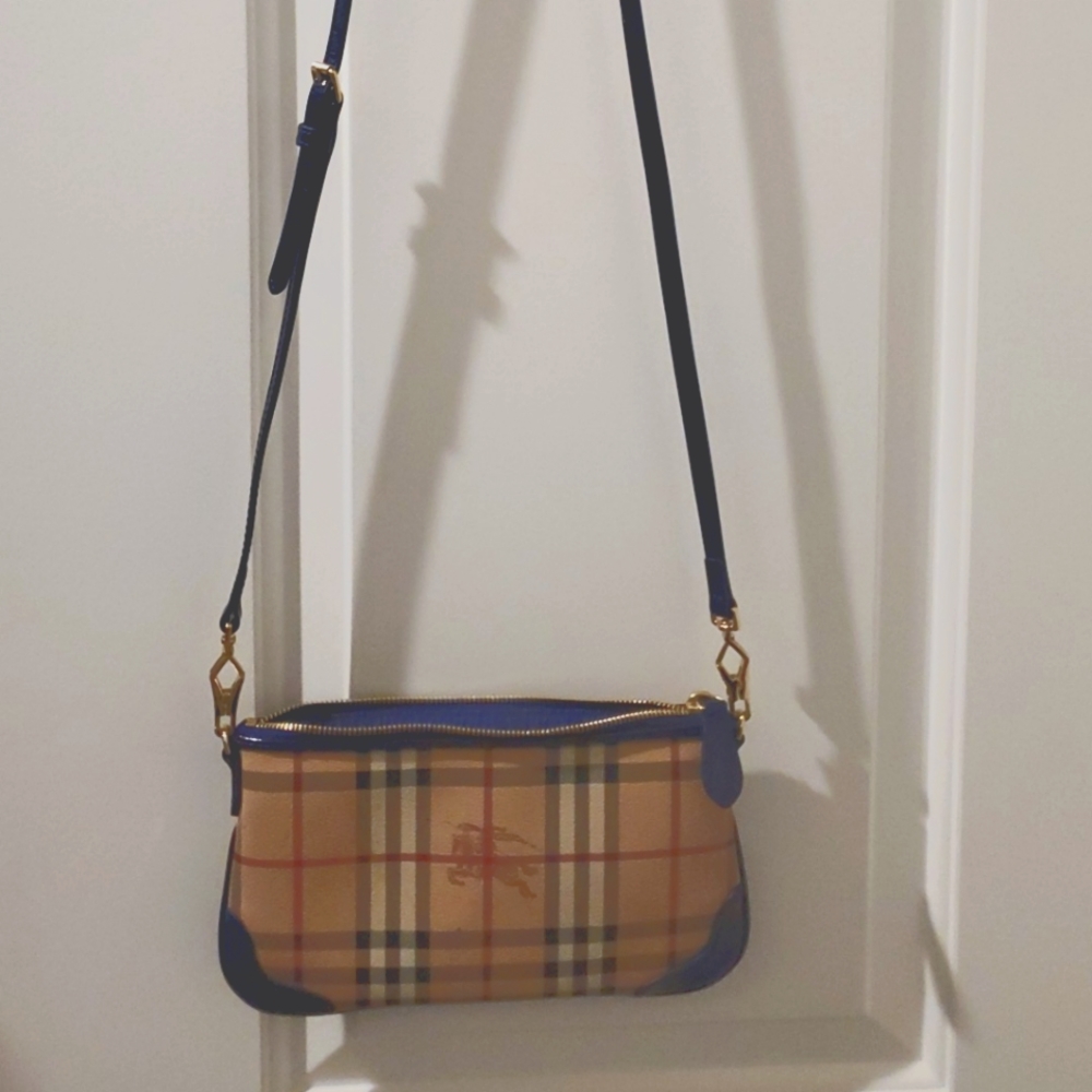 Crossbody Burberry bag